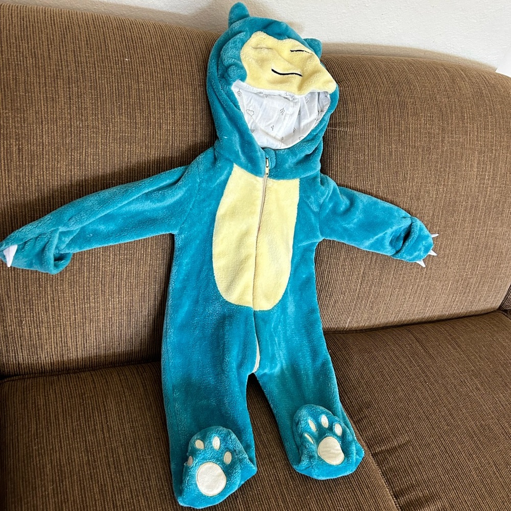 Baby Snorlax Pokémon Onesie 12-18month